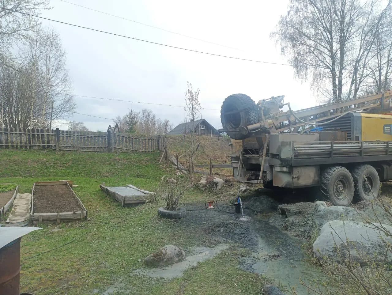 Бурение скважины 50м в п. Эльмус